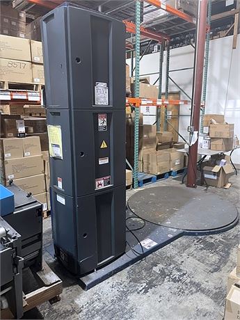 Lantech Q300 Stretch Wrapper (2017)
