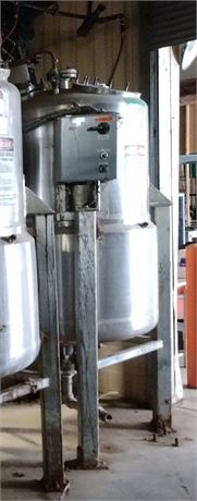 Walker Stainless Equipment 300 Gal Vacuum Pressure Reactor