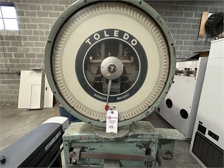 Toledo 1000 LBS. Floor Scale