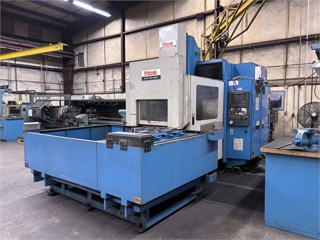 Mazak AJV-25/404 Vertical Machining Center (1991)