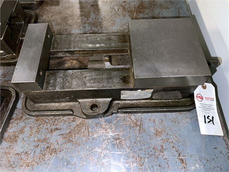 Kurt 6" Jaw Machine Vise