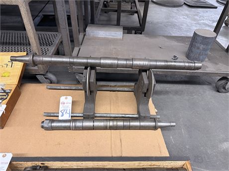 Lot of (2) 40-Taper Horizontal Milling Arbor
