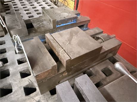 KURT Machine Vise