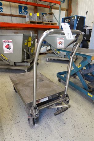 Haul Master (1) Hydraulic Table Cart