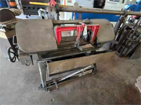 Rolling Horizontal Band Saw
