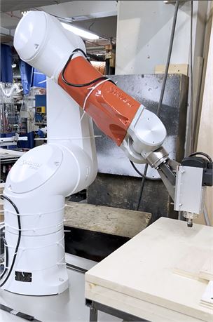 Stäubli TX90L Industrial Robot (2005)