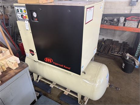 Ingersoll Rand 7.5HP Compressor