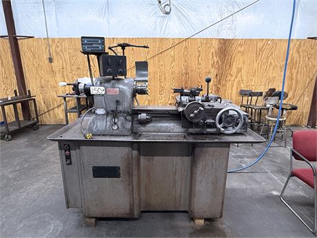 HARDINGE HC Lathe