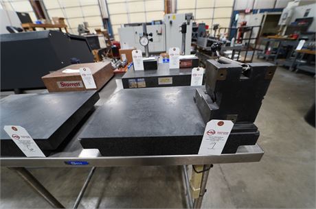 GRANITE SURFACE TABLE  WITH ST. MARY RVM-100 ROTARY V-BLOCK ATTACHED
