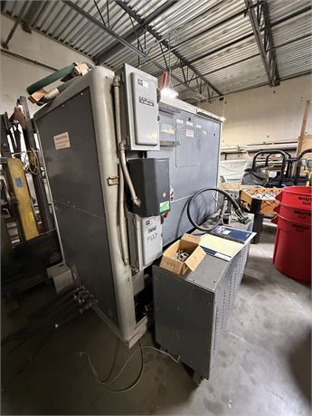 Yaskawa Motoman ERCR-UP20-8800 Welding Cell (2000)