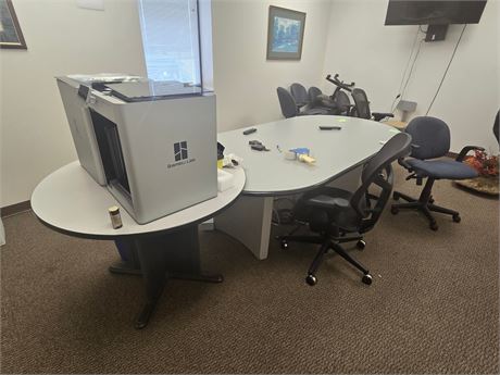 Lot of Assorted Furniture