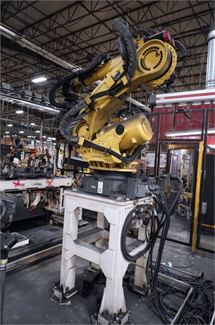 Fanuc Robot R-2000iB/165F w/Stand (2014)