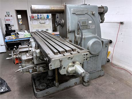 Kearney & Trecker 25HP - 4CK Horizontal Milling Machine