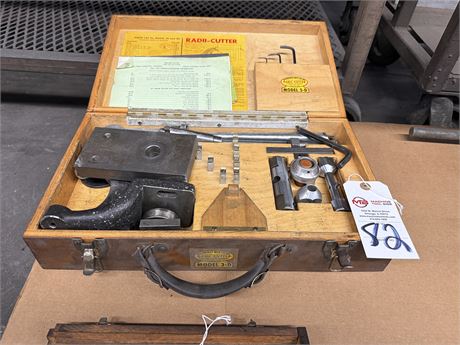 HOLDRIDGE 3-D Radii-Cutter