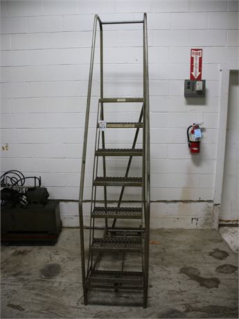 7-Step Mobile Safety Ladder