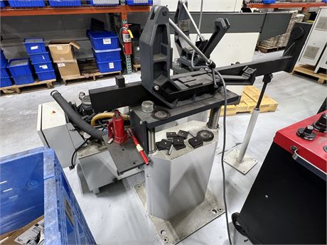 LNS Super Hydrobar HS647-6.68 Bar Feeder (2018)