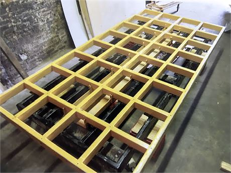 Custom 12' Vibco Vibratory Table (2001)