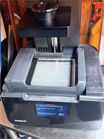 FormLabs Form 3 3D Printer (2023)