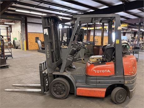 TOYOTA 426FGCU25 Forklift Truck