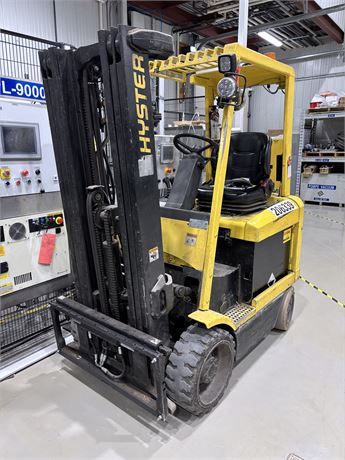 Hyster E-50 XM2 Forklift