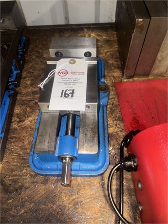 Kurt 4" Jaw Machine Vise