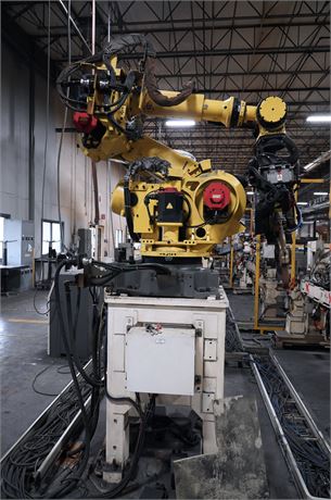 Fanuc Robot R-2000iB/165F w/ Stand (2014)