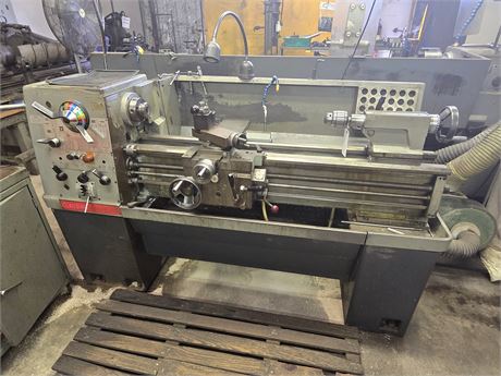 Clausing Colchester 13" Engine Lathe
