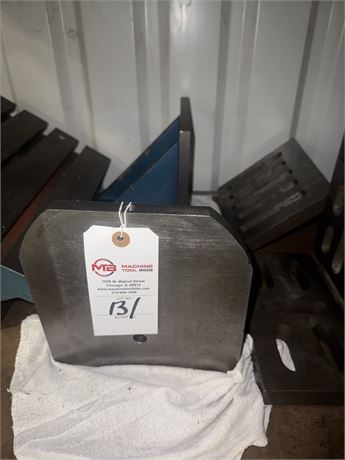 Set of (2) 8" x 8" x 8" Angle Plates