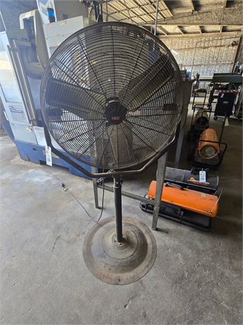 26" HDX Pedeestal Fan