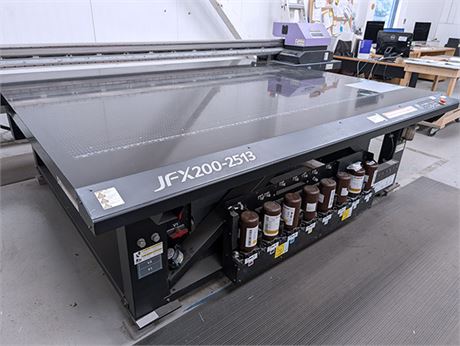 Mimaki JFX200-2513 Bed Printer (2015)