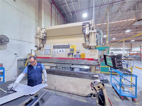 Cincinnati Proform 90 PF x 8 FT Hydraulic Press Brake (2005)