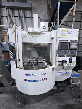 Kitamura MyCenter 2Xi Sparkchanger Vertical Machining Center (2002)