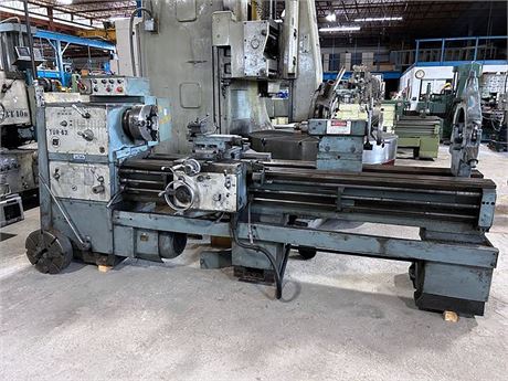 25"x80" TOOLMEX Engine Lathe