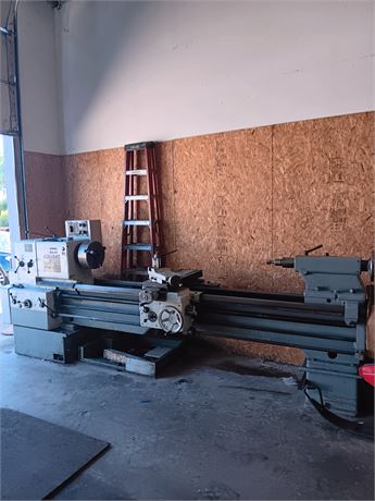 TOS SN 63B Engine Lathe