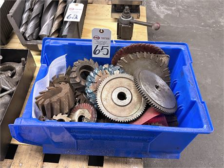 Lot of Various Size Milling Cutters