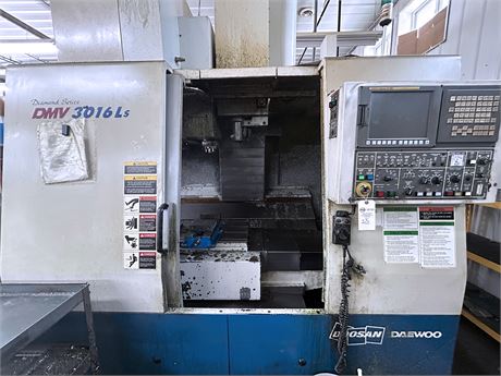 DOOSAN DMV 3016LS W/ FANUC Oi-MC CNC CONTROL