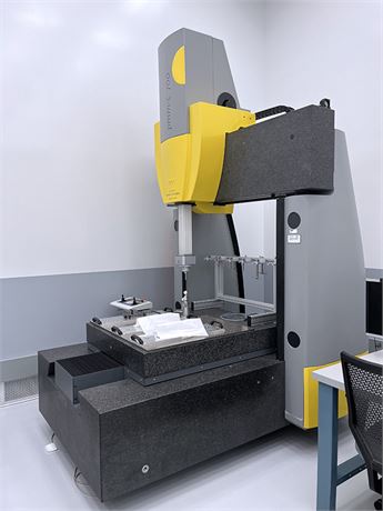 Hexagon Leitz PMM-C 700 Coordinate Measuring Machine (2014)