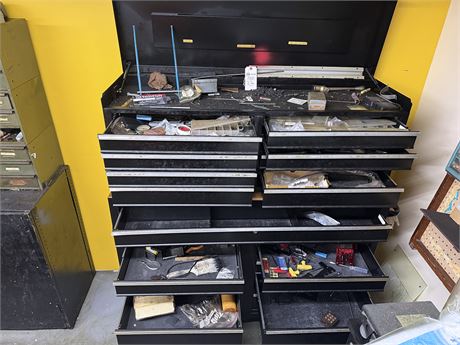 12 DRAWER TOOL CHEST W/ CONTENTS