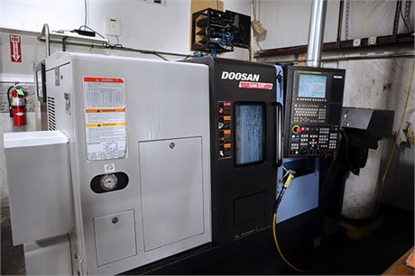 Doosan Lynx 220C-NT CNC Turning Center (2015)