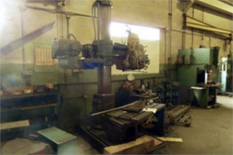 Carlton  24010T Radial Arm Drill