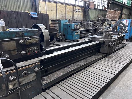 33"x17' TOS Engine Lathe