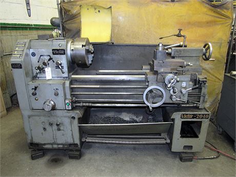 Victor 2040 20" x 40" Engine Lathe