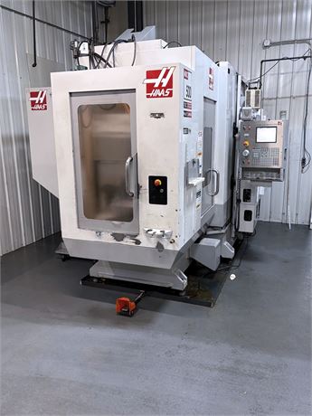 Haas MDC-500 Vertical Machining Center (2005)