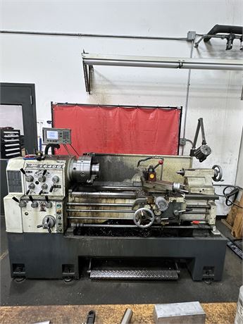 Select 1640G Engine Lathe
