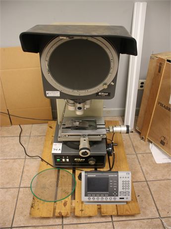 Nikon V-12 12" Profile Projector