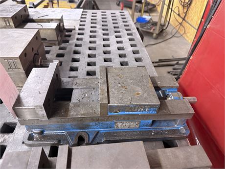 KURT Machine Vise
