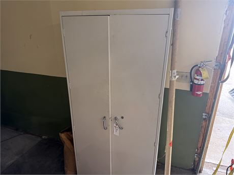 2-DOOR CABINET