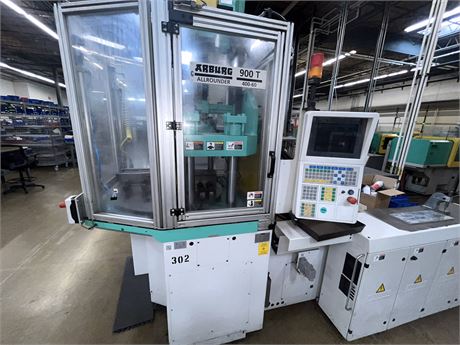 Arburg Allrounder 900 T 400-60 Injection Molding Machine (2006)