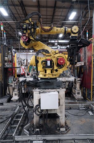 Fanuc Robot R-2000iB/165F w/Stand (2014)