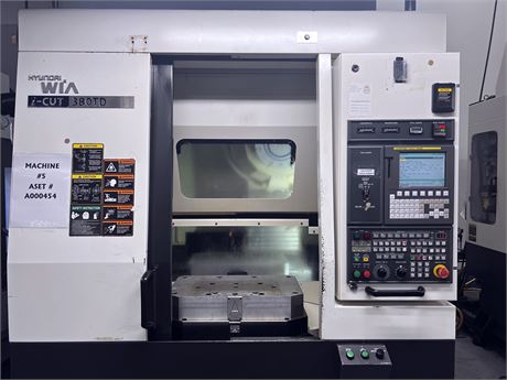 Hyundai Wia i-CUT380D Vertical Machining Center (2011)
